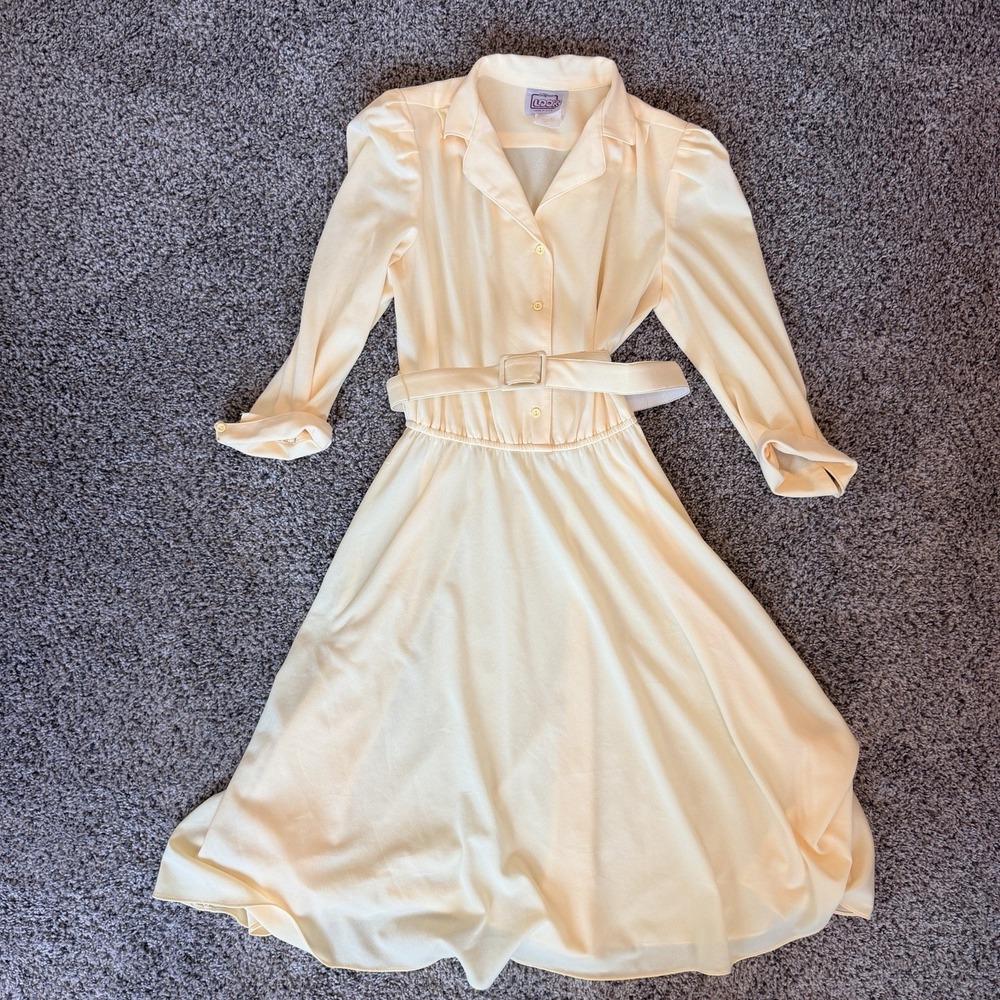 California Looks Pastel Yellow 1970s Vintage Dress Size 16